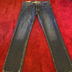 Size 29x32 hollister Jeans straight fit